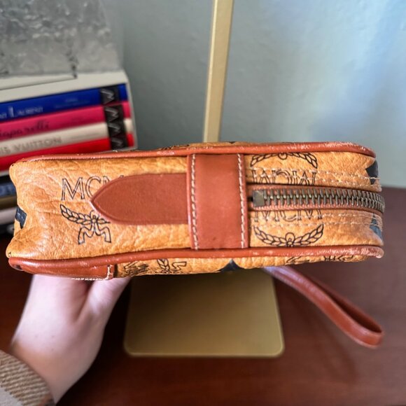 MCM Large Visetos Leather Wristlet - EUC - Picture 4 of 7